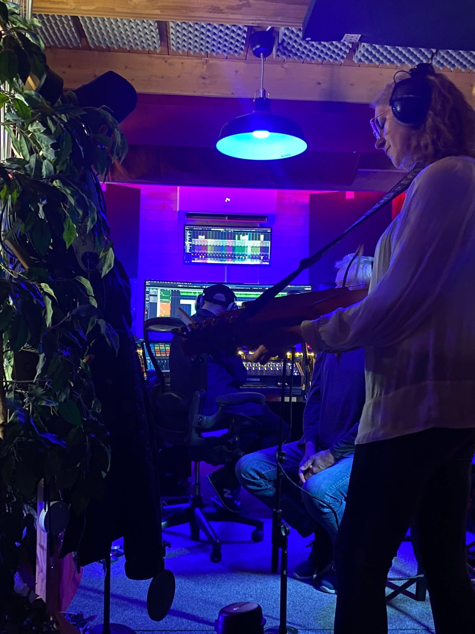„Lichtzeit“ im B`side-music Studio…